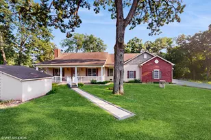 1513 Berwyn St, Spring Grove, IL 60081 - Photo 1