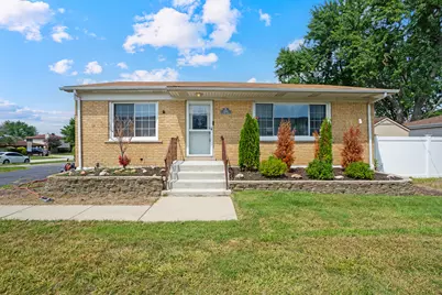 4940 W 122nd Street, Alsip, IL 60803 - Photo 1