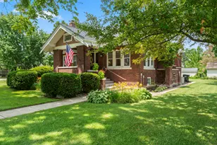 321 W Chebanse Ave, Chebanse, IL 60922 - Photo 1