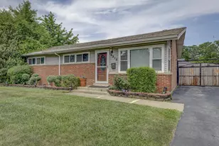 16218 Sussex Ct, Markham, IL 60428 - Photo 1