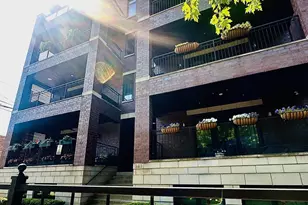 843 W Fletcher St, Chicago, IL 60657 - Photo 1