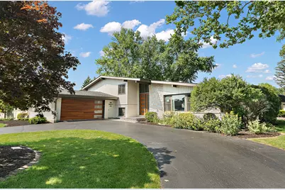 12932 S Comanche Drive, Palos Heights, IL 60463 - Photo 1