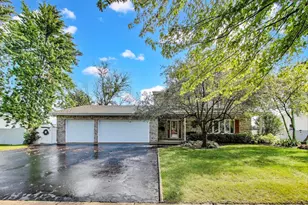 920 Barnside Rd, New Lenox, IL 60451 - Photo 1