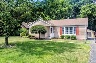 515 S Cedar Rd, New Lenox, IL 60451 - Photo 1