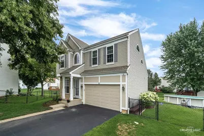 27 Farmington Court, South Elgin, IL 60177 - Photo 1