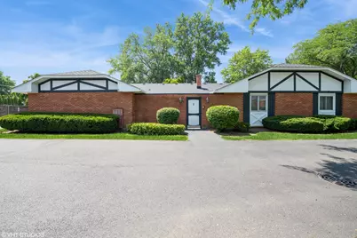 1 Falkirk Lane, Rolling Meadows, IL 60008 - Photo 1