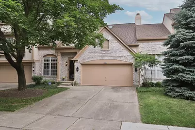 602 Cherbourg Drive, Buffalo Grove, IL 60089 - Photo 1