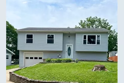 320 Prospect Street, Dixon, IL 61021 - Photo 1