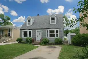 215 W Kimbell Ave, Elmhurst, IL 60126 - Photo 1