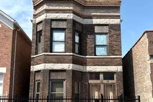 2838 S Keeley St, Chicago, IL 60608 - Photo 1