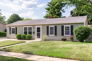 1614 E Dresser Rd, Dekalb, IL 60115 - Photo 1