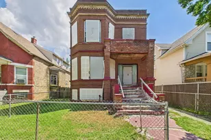 5045 W Erie St, Chicago, IL 60644 - Photo 1