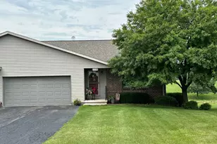 15459 Henry Rd, Union Grove, IL 61270 - Photo 1