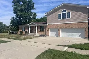 7300 Beckwith Rd, Morton Grove, IL 60053 - Photo 1