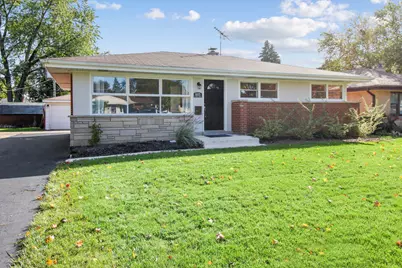 605 N Wille Street, Mount Prospect, IL 60056 - Photo 1