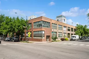 2804 N Lakewood Ave, Chicago, IL 60657 - Photo 1
