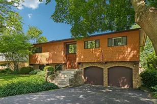 129 Kainer Ave, Barrington, IL 60010 - Photo 1