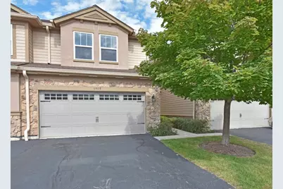 1905 Crenshaw Circle, Vernon Hills, IL 60061 - Photo 1