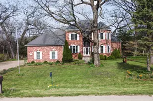 3664 E 2619th Rd, Sheridan, IL 60551 - Photo 1