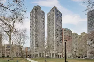 345 W Fullerton Pkwy, Chicago, IL 60614 - Photo 1