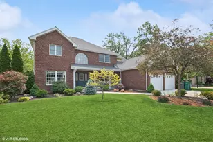 1373 Notre Dame Dr, Lemont, IL 60439 - Photo 1