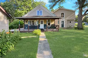 725 Opal St, Marseilles, IL 61341 - Photo 1