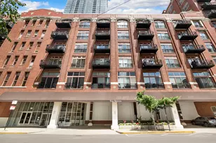 360 W Illinois St, Chicago, IL 60654 - Photo 1