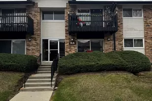 11A Kingery Quarter, Willowbrook, IL 60527 - Photo 1