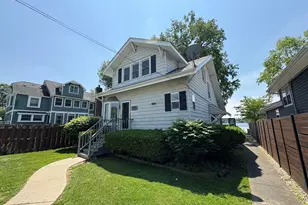 791 Oak Ct, Crystal Lake, IL 60014 - Photo 1