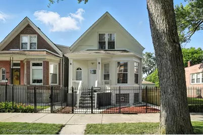 3425 W Carroll Avenue, Chicago, IL 60624 - Photo 1