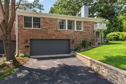 818 Evernia Court, Geneva, IL 60134 - Photo 1