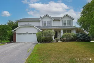 3100 Farmington Dr, Lindenhurst, IL 60046 - Photo 1