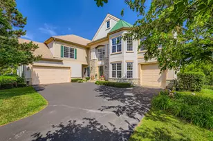 4 Forest View Dr, Hawthorn Woods, IL 60047 - Photo 1