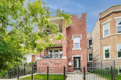 1639 W Farragut Avenue, Chicago, IL 60640 - Photo 1