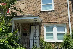 718 E 105th St, Chicago, IL 60628 - Photo 1