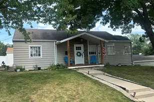 1805 Rock St, Peru, IL 61354 - Photo 1