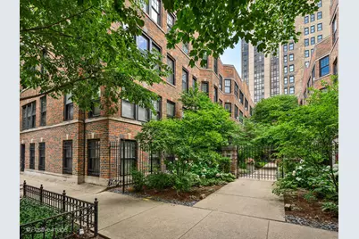 2319 N Commonwealth Avenue #2E, Chicago, IL 60614 - Photo 1