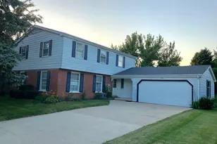 921 Iroquois Ave, Naperville, IL 60563 - Photo 1