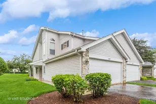 498 Stone Gate Cir, Schaumburg, IL 60193 - Photo 1