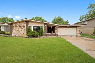 1033 W Indiana St, Glenwood, IL 60425 - Photo 1