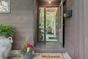 811 Redwood Ln, Glenview, IL 60025 - Photo 1