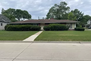 3900 Clausen Ave, Western Springs, IL 60558 - Photo 1