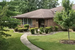 10703 Kentucky Ct, Orland Park, IL 60467 - Photo 1