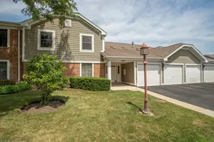 1418 7 Pines Rd, Schaumburg, IL 60193 - Photo 1