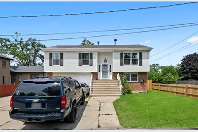 10302 W Palmer Avenue, Melrose Park, IL 60164 - Photo 1