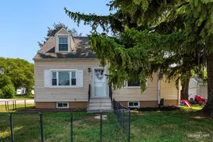 707 E 9th St, Lockport, IL 60441 - Photo 1