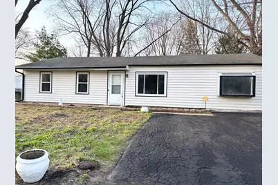 1034 E Tulip Way, Palatine, IL 60074 - Photo 1