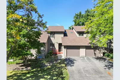 924 Stratford Court, Grayslake, IL 60030 - Photo 1