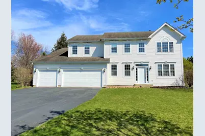 1637 Rolling Hills Drive, Crystal Lake, IL 60014 - Photo 1