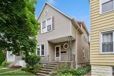 5709 W Ainslie Street, Chicago, IL 60630 - Photo 1